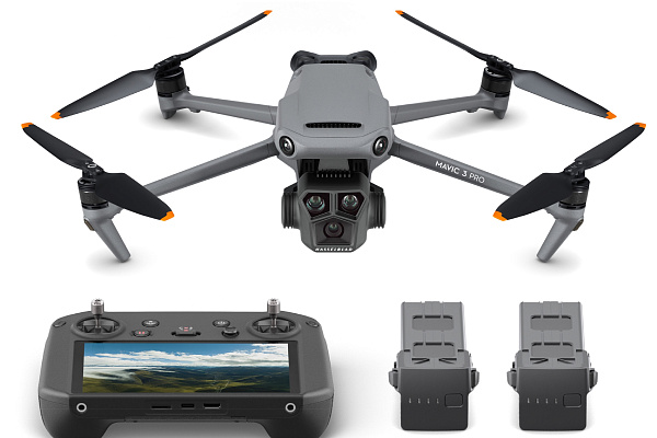 Квадрокоптер DJI Mavic 3 Pro Fly More Combo (пульт DJI RC PRO)